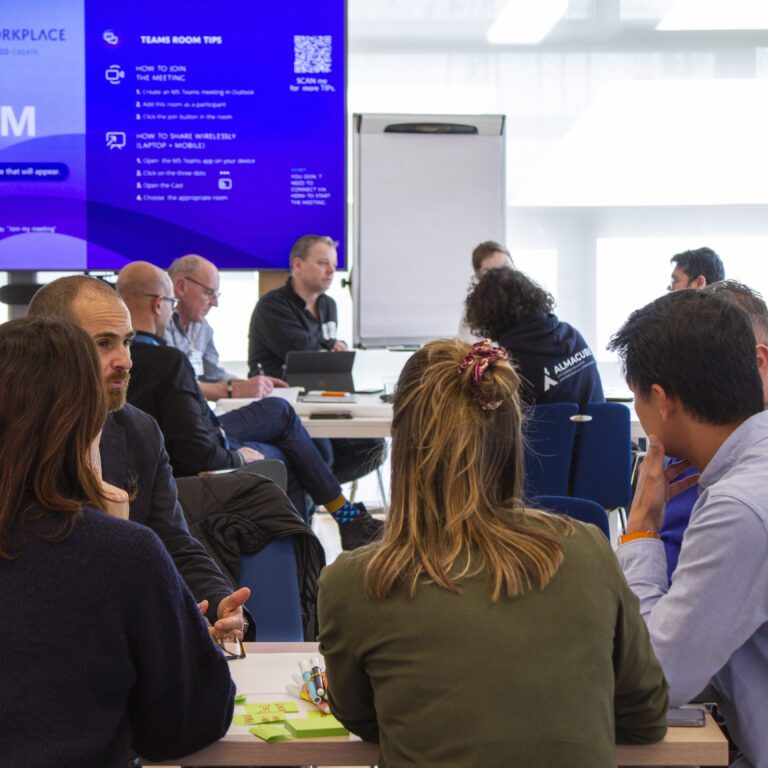 Open Innovation,Design Thinking
